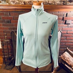 Patagonia Women’s Zip-up Fleece Mint Green Medium